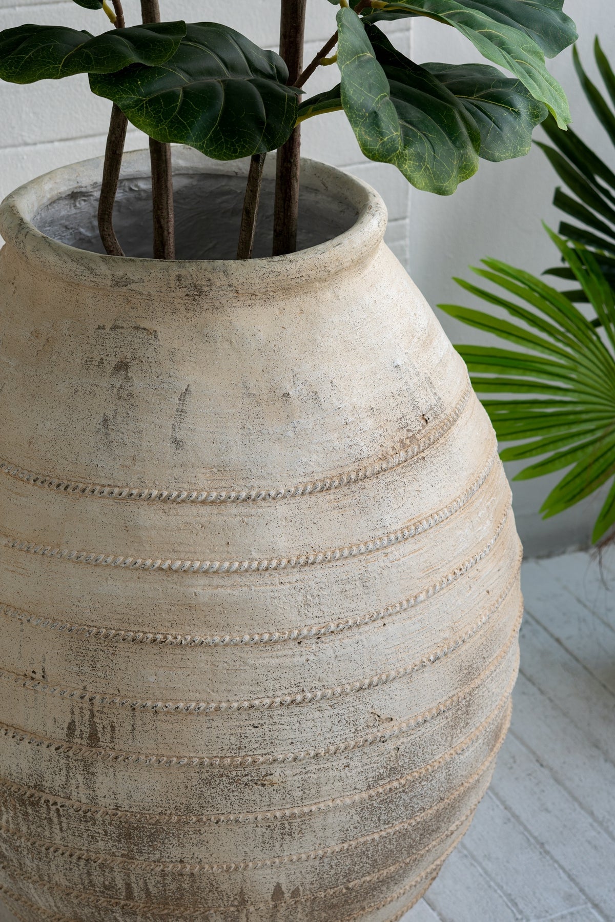 22.4x22.4x30.5" Large Magnesium Flower Pot with Weathered Finish
