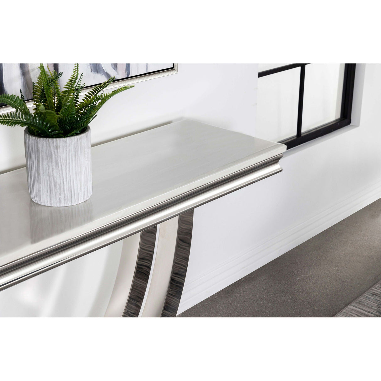 Durante - U-Shaped Base Table