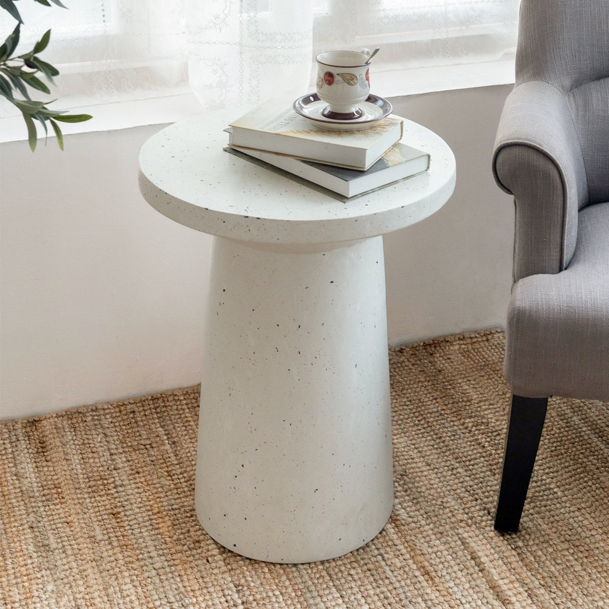 Outdoor 24' H MGO Terrazzo Side Table, White