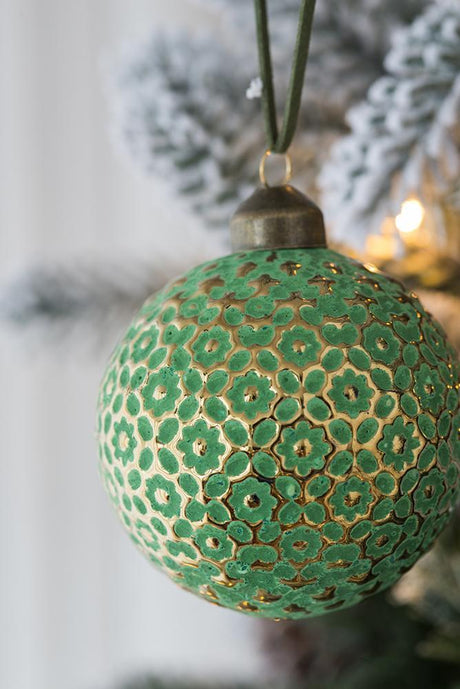 Green-and-Gold-Christmas-Ball-Ornaments,-Set-of-12-Christmas-Ornaments