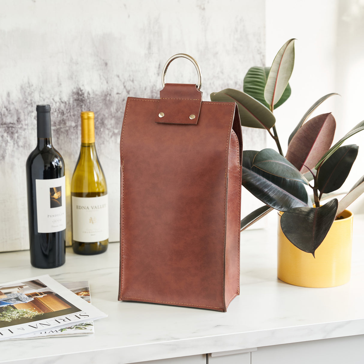Brown-faux-leather-double-bottle-wine-tote-by-viski®-Gift-Giving