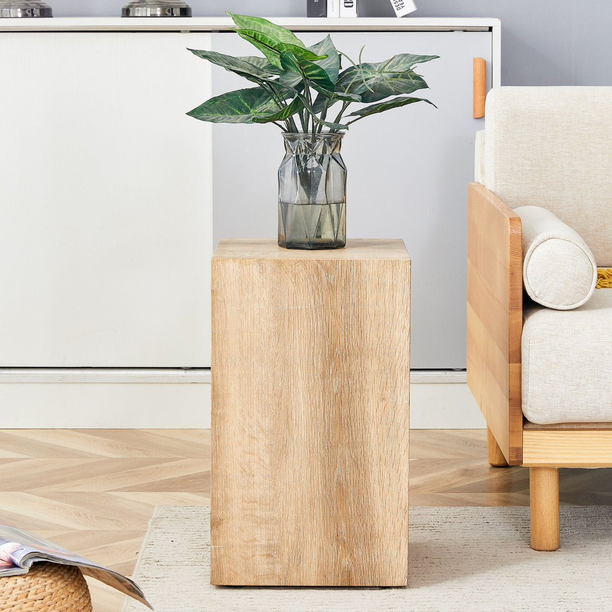 Modern Coffee Table With Stylish Design