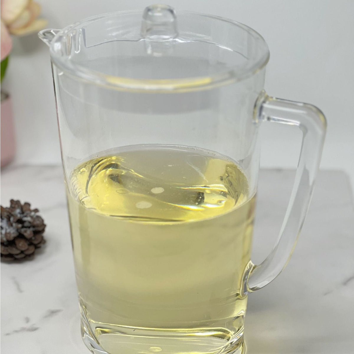 Halo - Oval Design Unbreakable Plastic Water Pitcher With Lid Acrylic, 2.75 Quarts - Clear