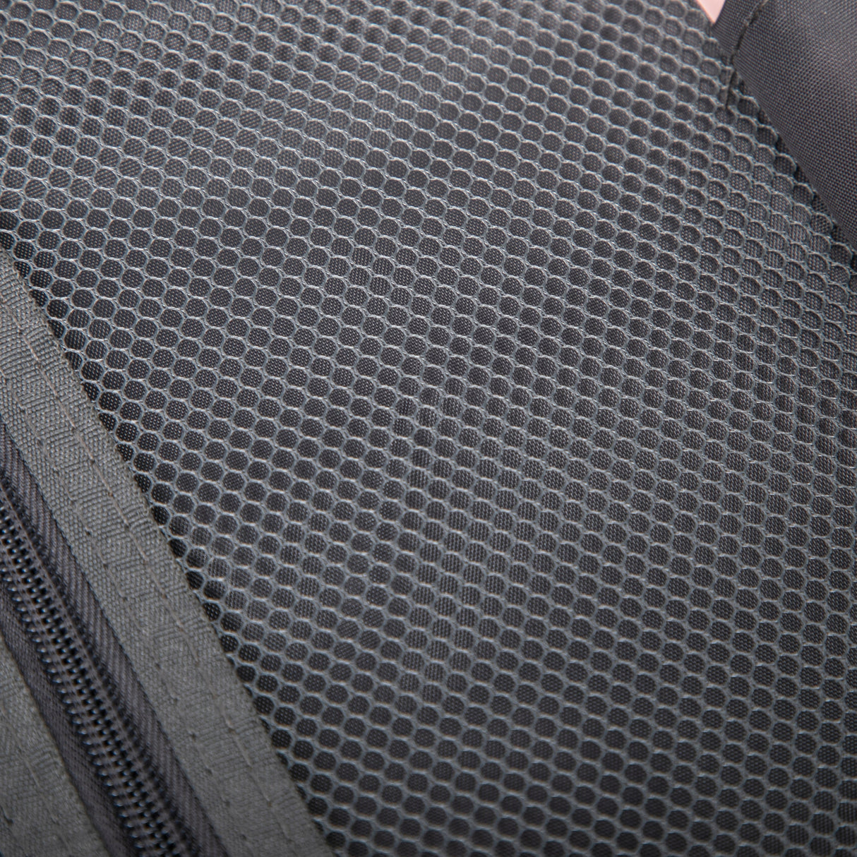 14' & 20' 2-Piece PC Spinner Wheel Carry-On Luggage Set