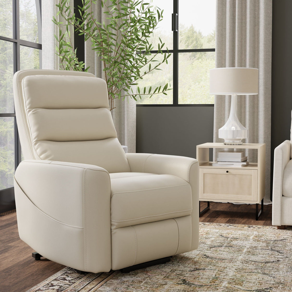 Bentley - Power Lift Chair With Full Recline And USB Charging