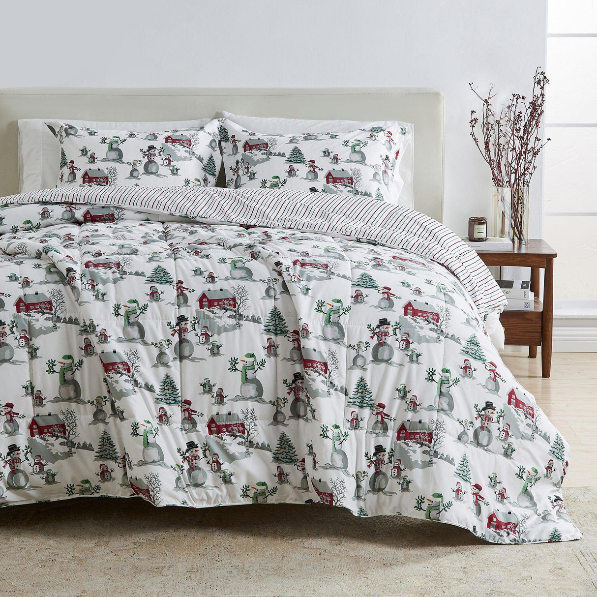 Reversible Christmas Comforter and Sham Set - Holiday / Lodge Odette Collection