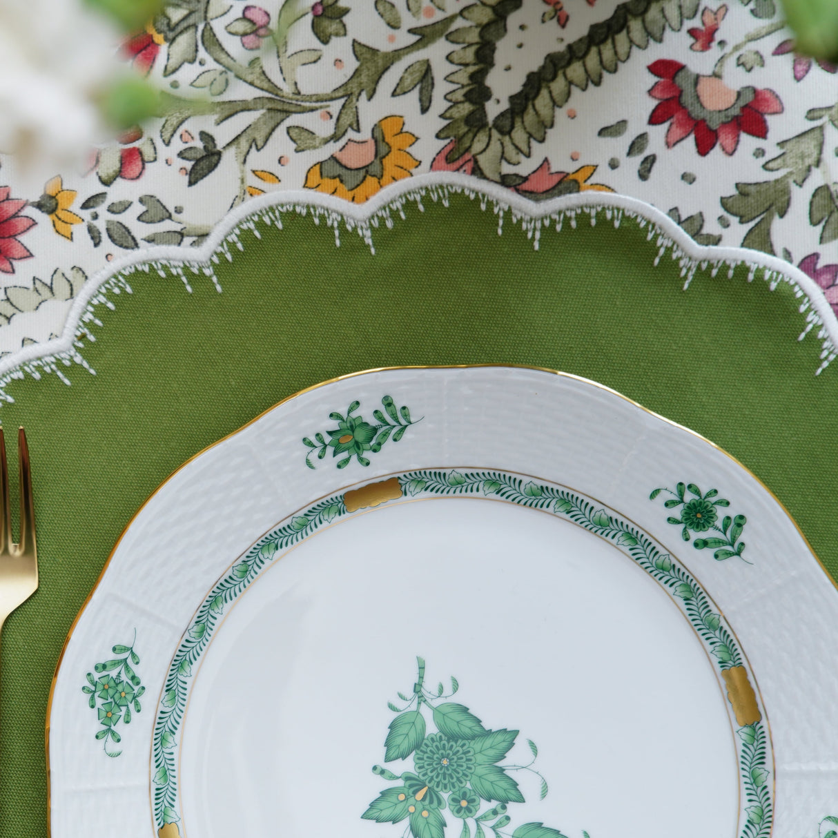 Clover Green Round Fabric Placemat