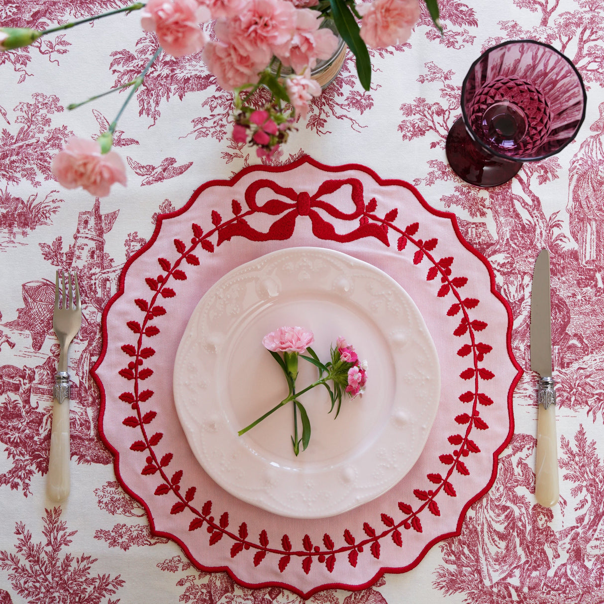 Champagne Pink Cotton Blend Round Placemat