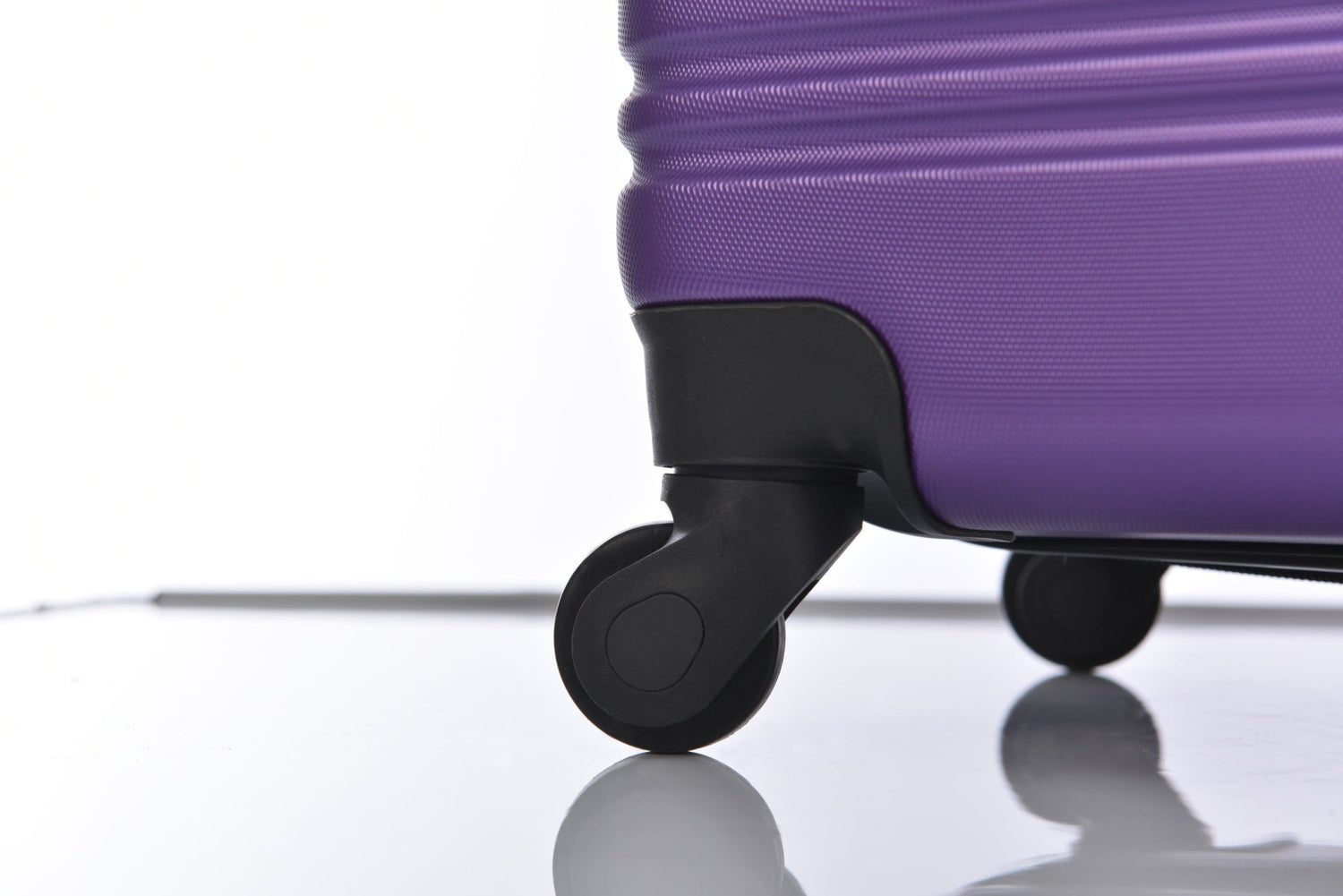 Hardshell Luggage Sets 4 pcs + Bag Spinner Suitcase with TSA Lock Lightweight Luggages - Tuesday Morning - Luggage Sets