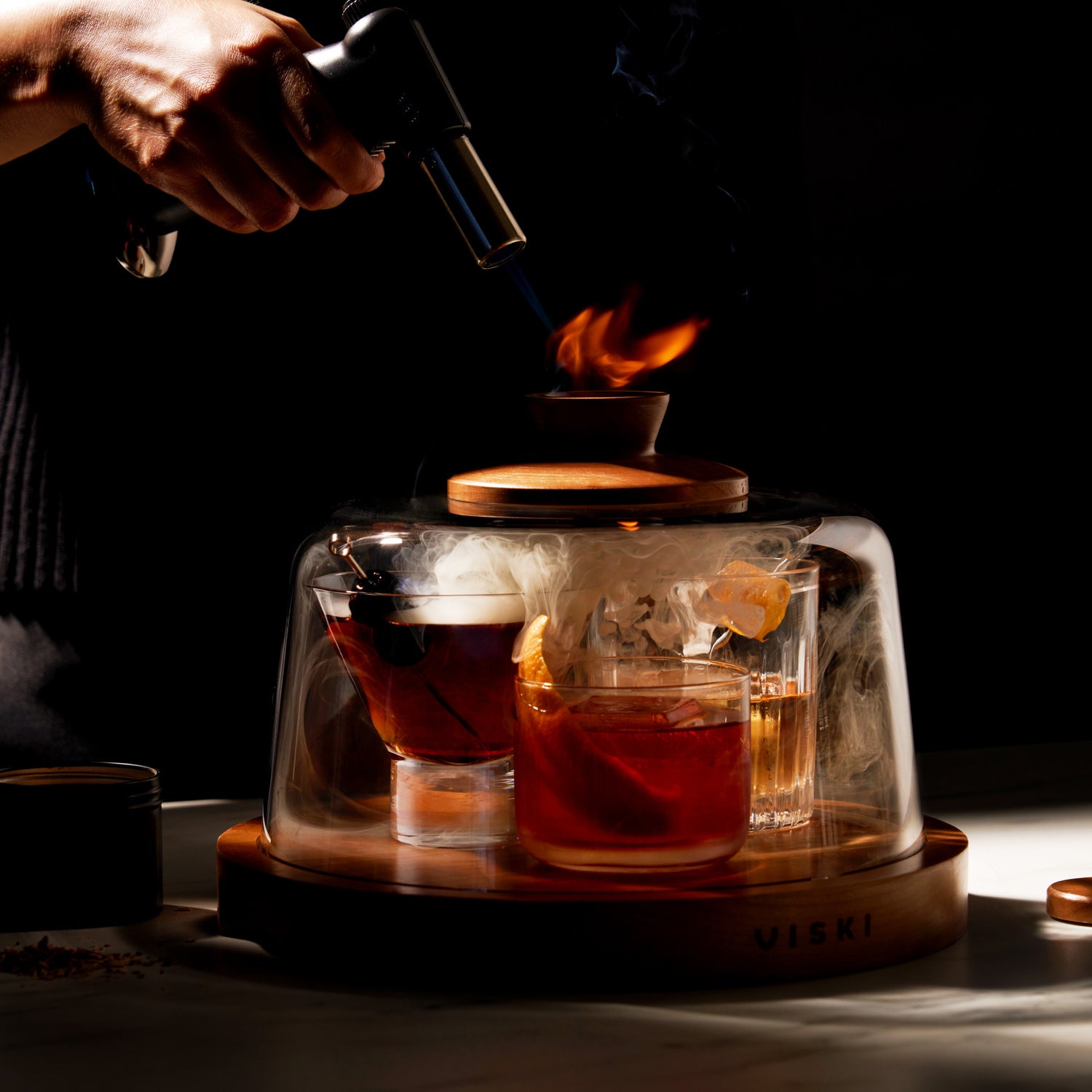 Alchemi cocktail smoking dome viski®