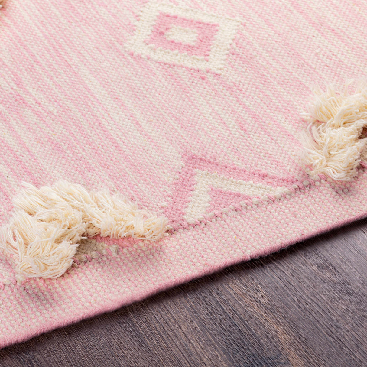 Gardner Pink Wool Tassel Rug - Clearance