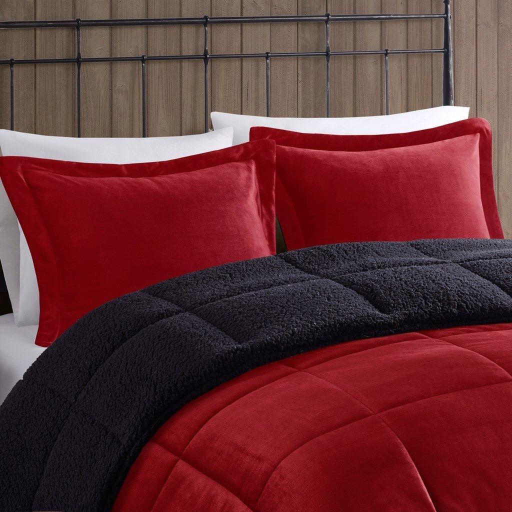 King plush to sherpa down alternative comforter set - Tuesday Morning - Quilts & Comforters