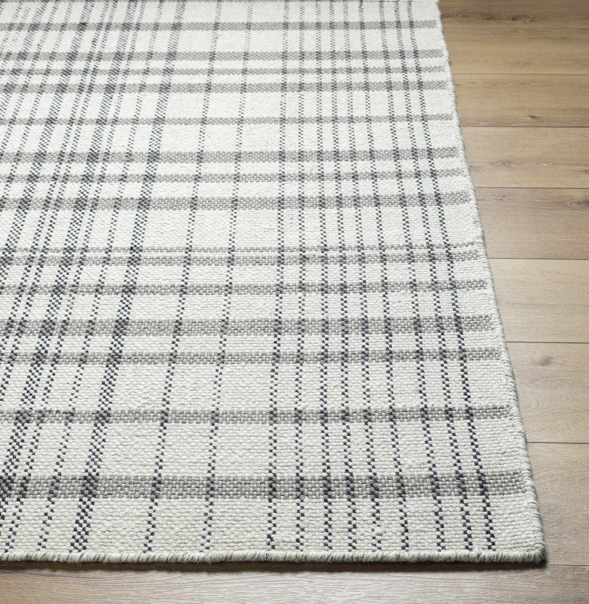 Nissa Ivory Area Rug