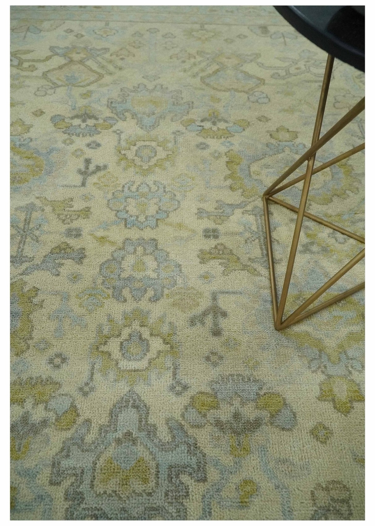 Neutral Beige and silver 8x10 Traditional Antique Finish Hand knotted Wool Area Rug