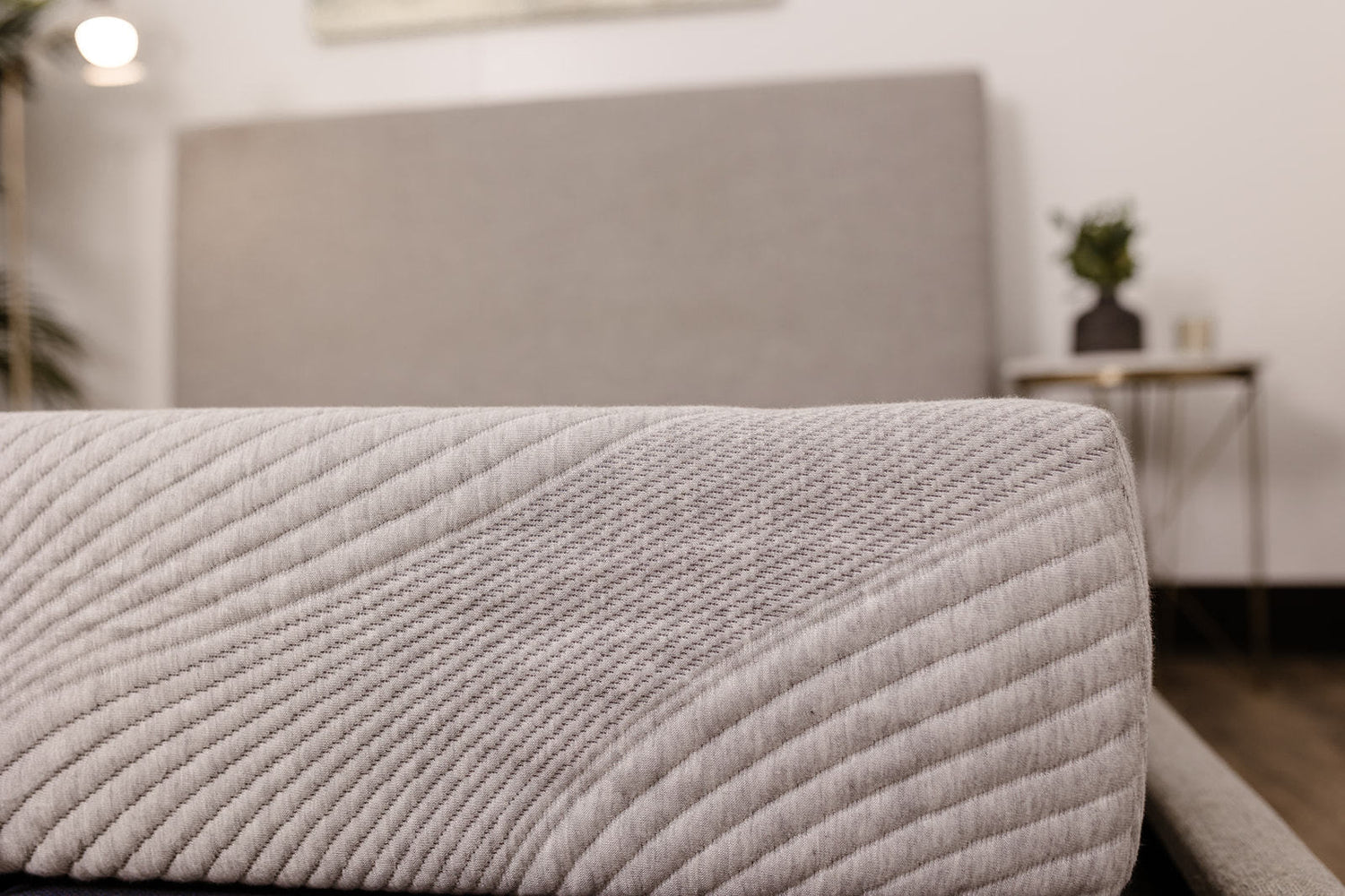 Omne 8" sleep comfort series firm gel memory foam tight top mattress - Tuesday Morning - Mattresses