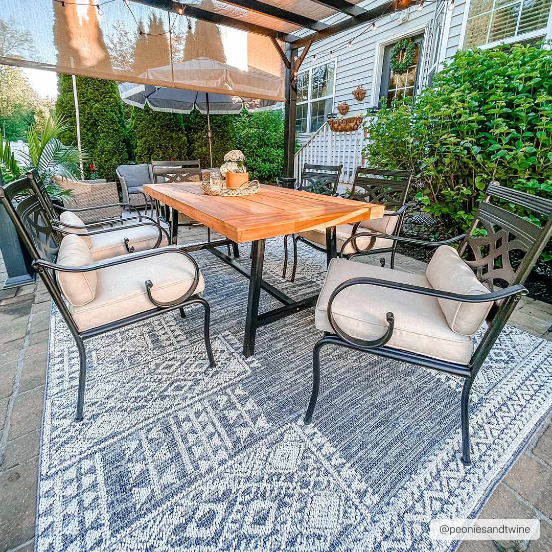 Luddenham Textured Outdoor Rug - Clearance