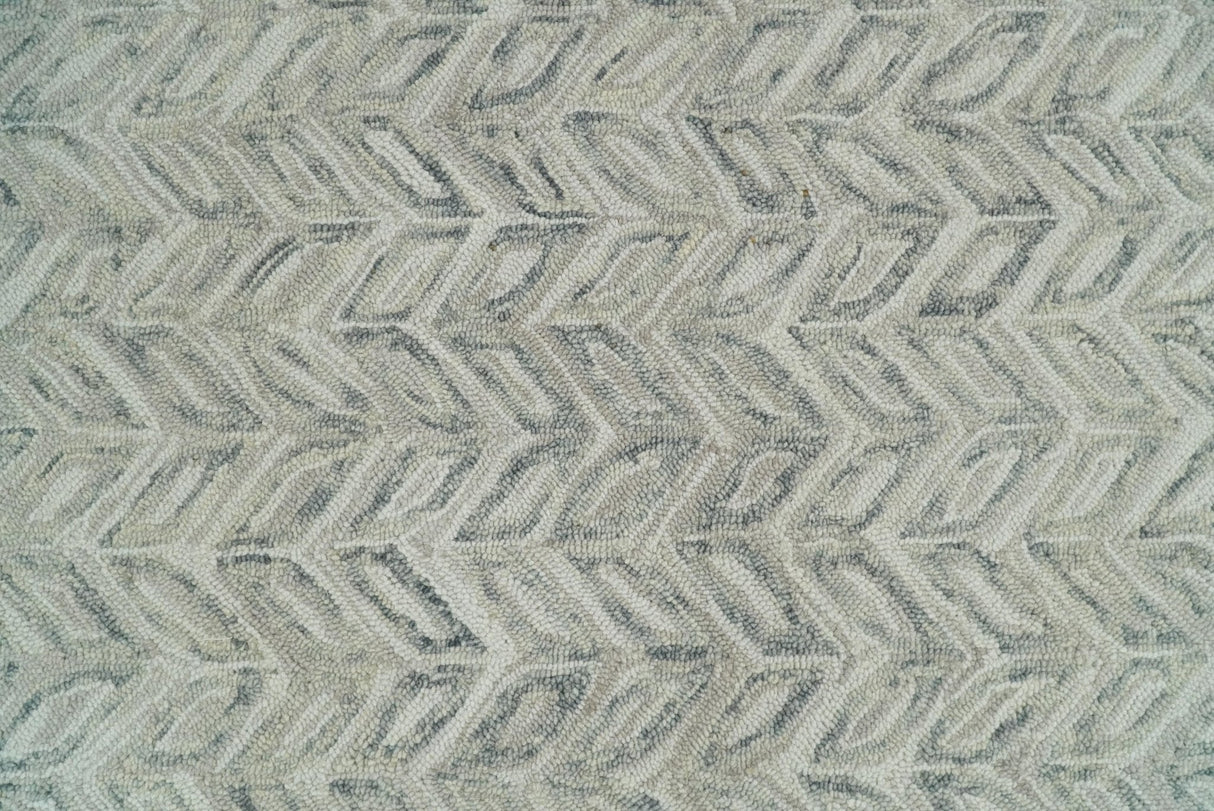 Quick Ship 8x10 Hand Tufted Modern Style Beige And Gray Wool Rug