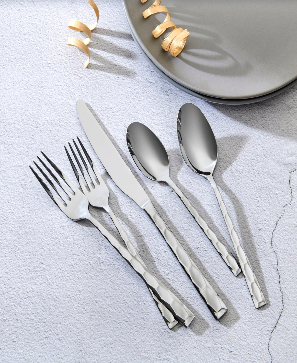 Rooney - 20 Piece Dinner Flatware Set - Tuesday Morning - Flatware