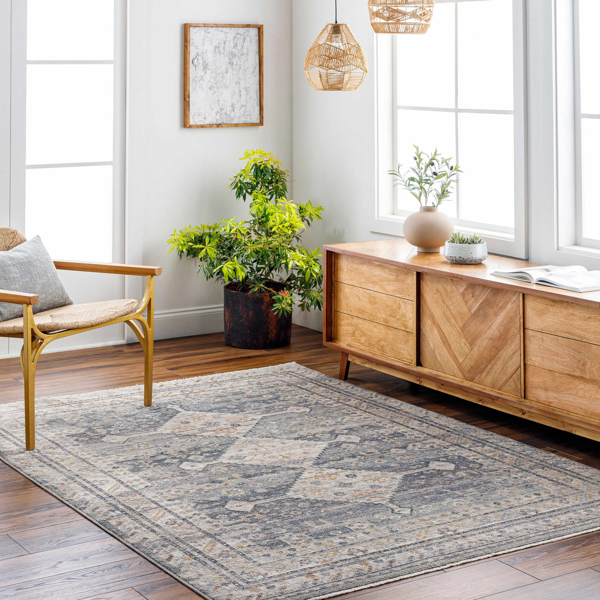 Lyam-Lu-x-e-Rug-with-Fringes-Rugs