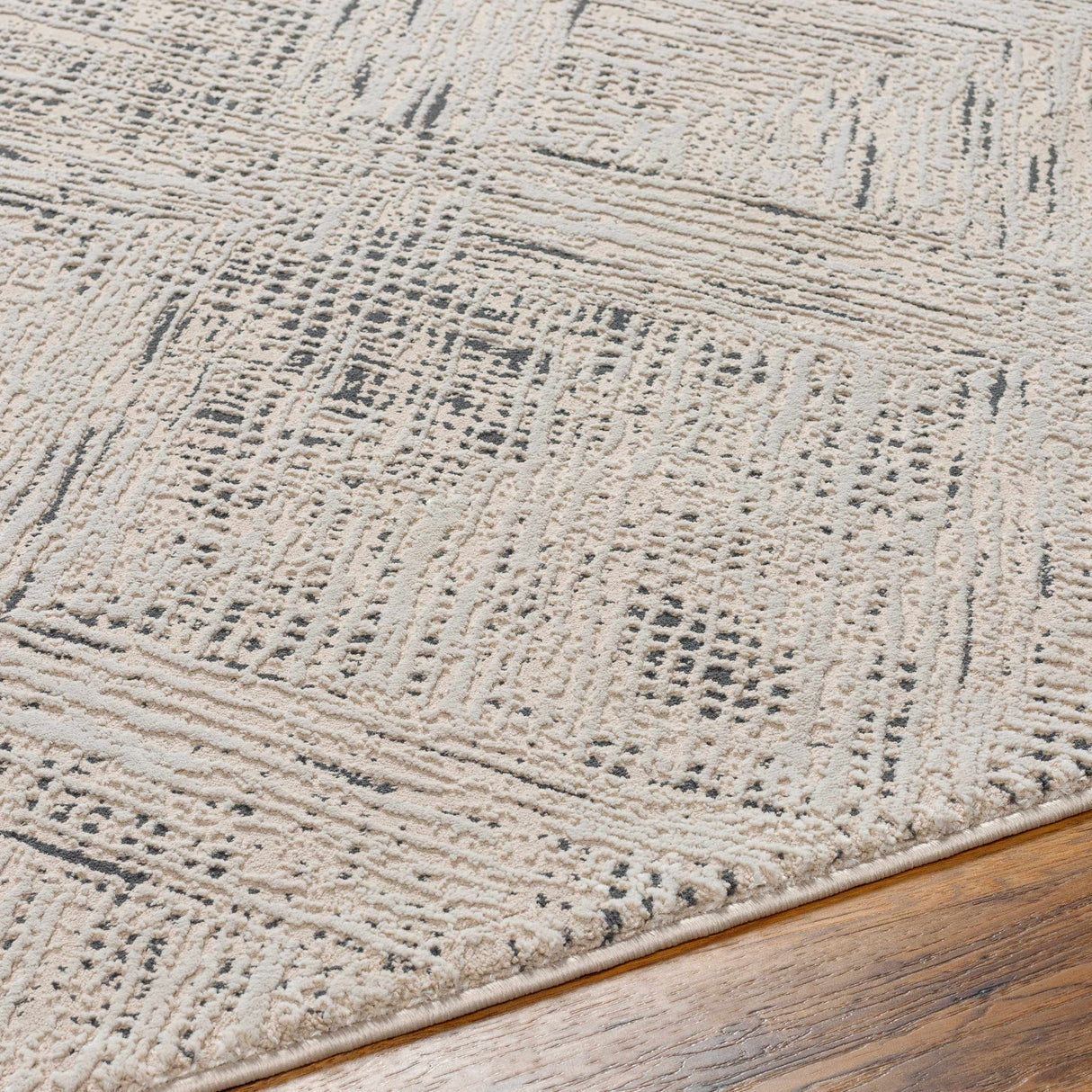 Garza Diamond Textured Washable Rug