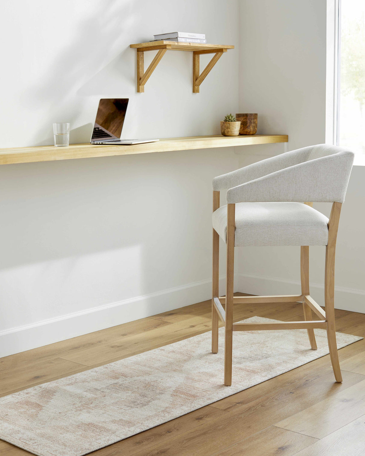 Luca Medallion Dusty Pink Area Rug