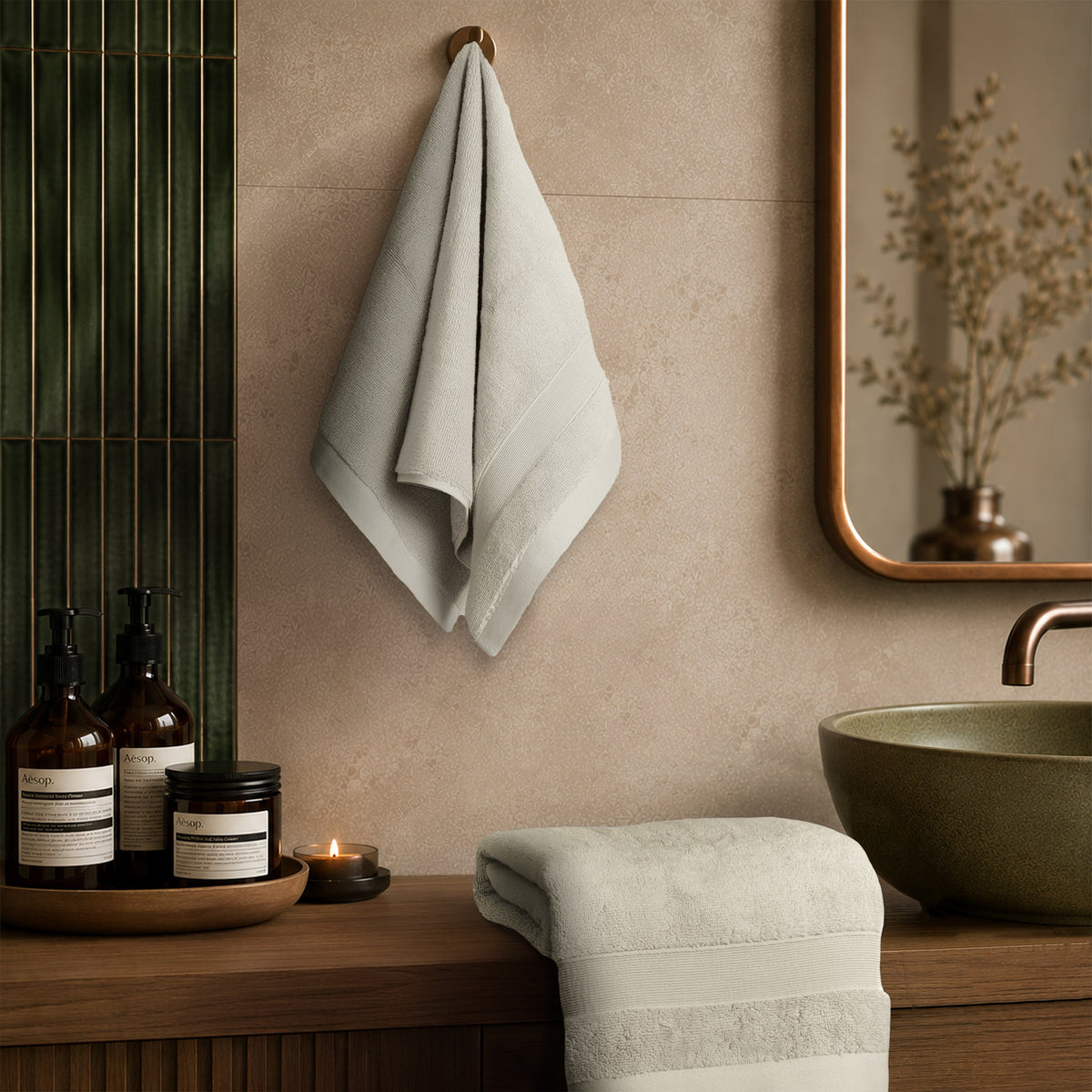 SIENA Wholesale Luxury 100% Turkish Cotton Hand Towels – 700 GSM, Case Pack of 42