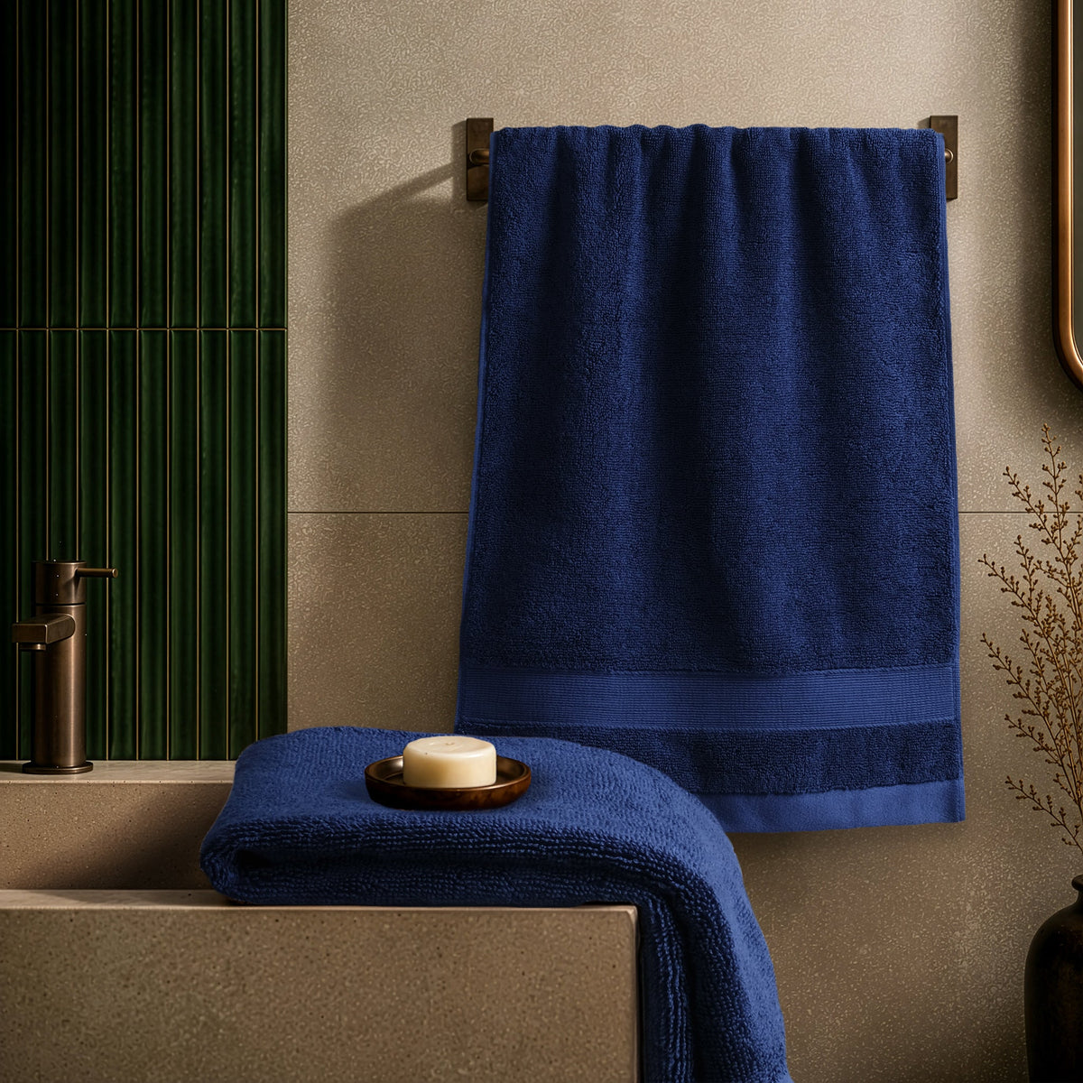 SIENA Wholesale Luxury 100% Turkish Cotton Hand Towels – 700 GSM, Case Pack of 42