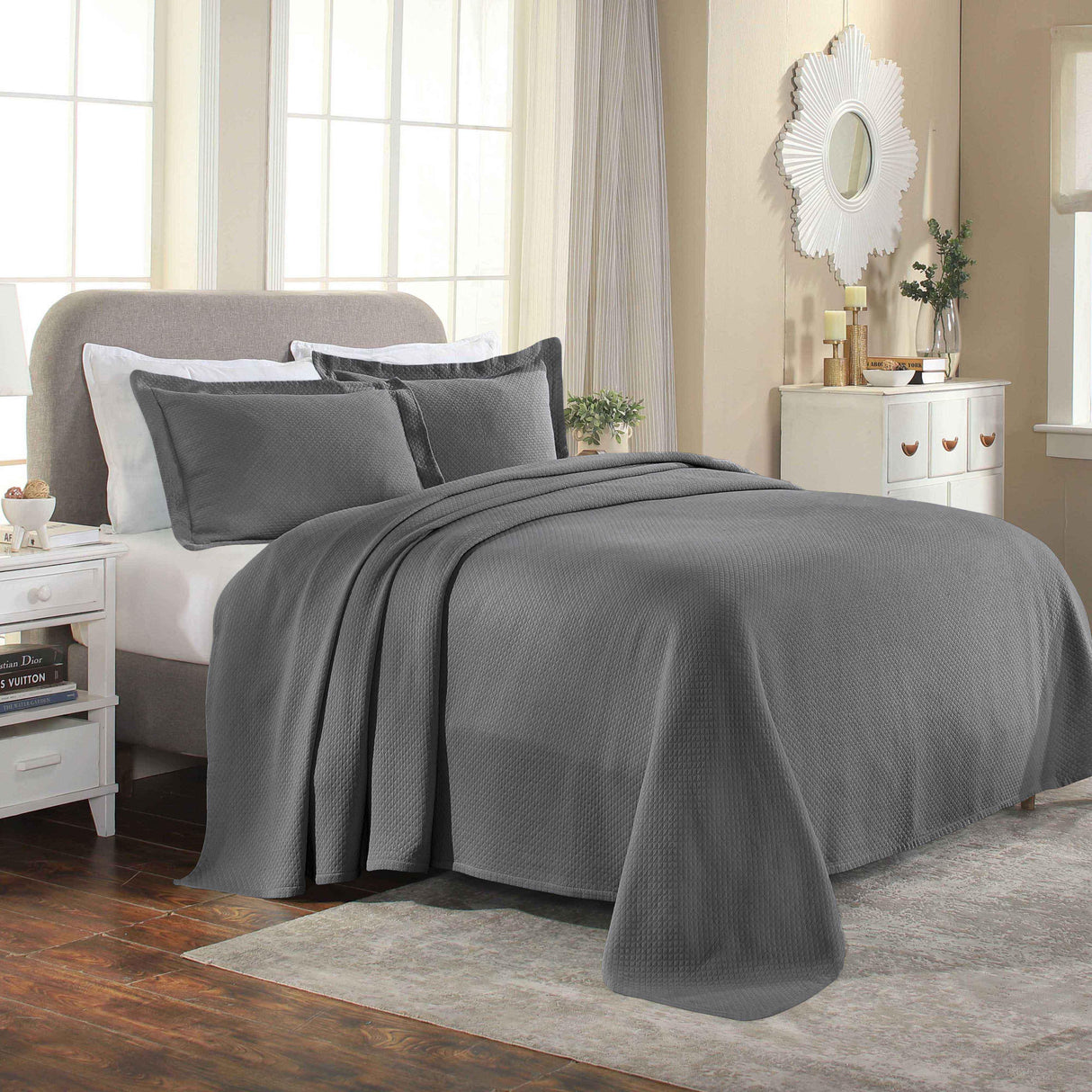 Solitaire Jacquard Matelassé Cotton Diamond Solitaire Bedspread Set - Bedspread by Superior Brand