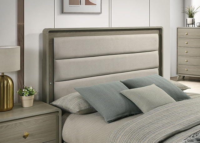 Rainier - 5 Pc Queen Bedroom Set (Upholstered HB)