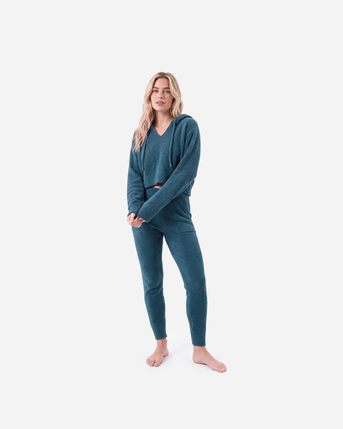 Snug Lite Cropped Hoodie