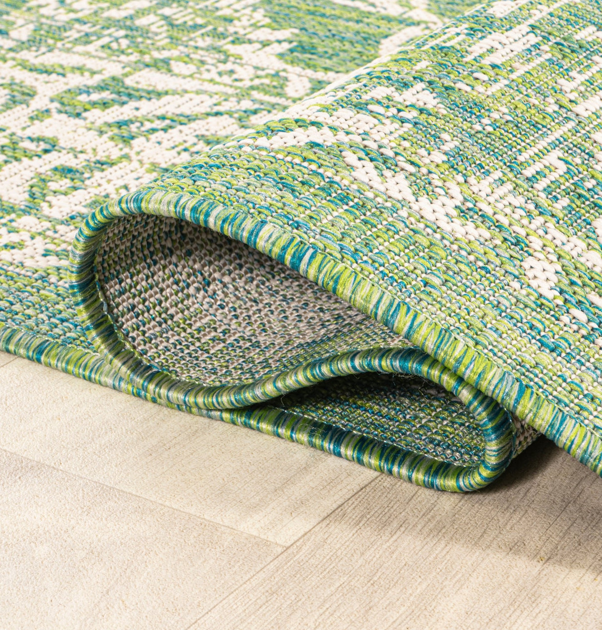 Tela Bohemian Textured Weave Floral Indoor/Outdoor Square Area Rug - Tuesday Morning - Area Rugs