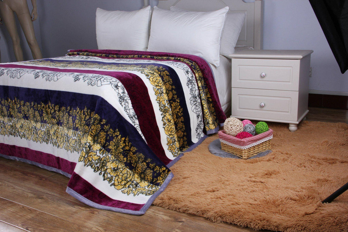 DaDa Bedding Botanical Floral Striped Carnations Mink Flannel Fleece Throw Blanket (XY9829)