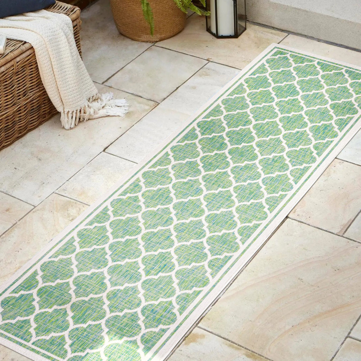 Trebol Moroccan Trellis Textured Weave Indoor/Outdoor Runner Rug - Tuesday Morning - Runner Rugs