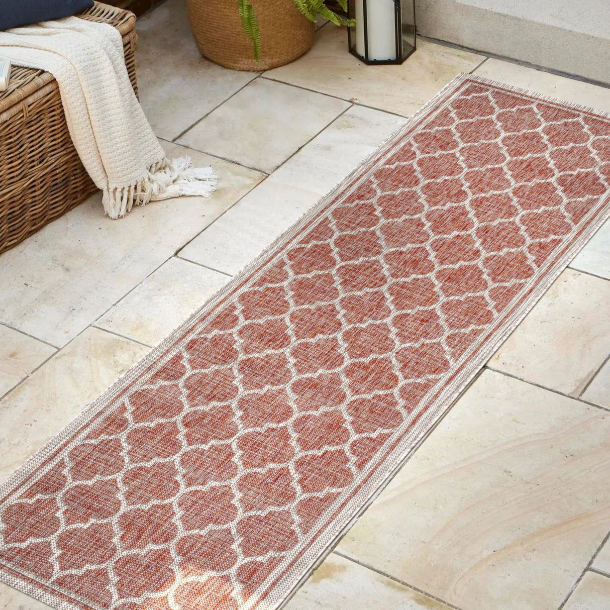 Trebol Moroccan Trellis Textured Weave Indoor/Outdoor Runner Rug - Tuesday Morning - Runner Rugs