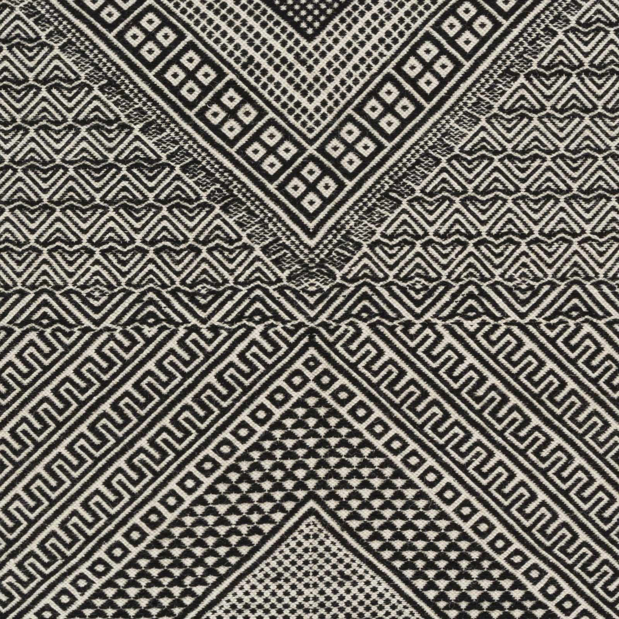 Wundowie Black&Ivory Diamond Wool Rug - Clearance