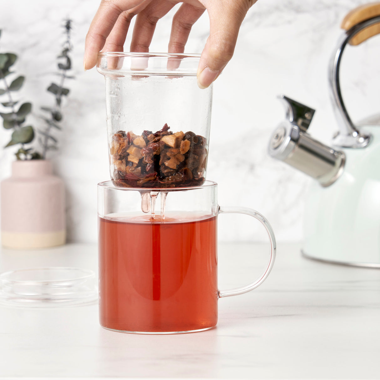 Blake glass tea infuser mug by pinky up
