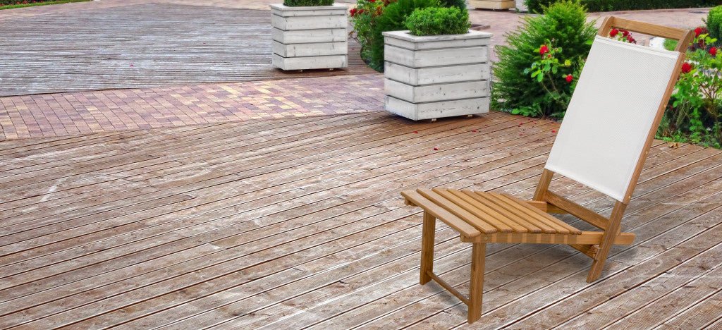 Brown And Brown and White Solid Wood Deck Chair - Tuesday Morning-Outdoor Chairs