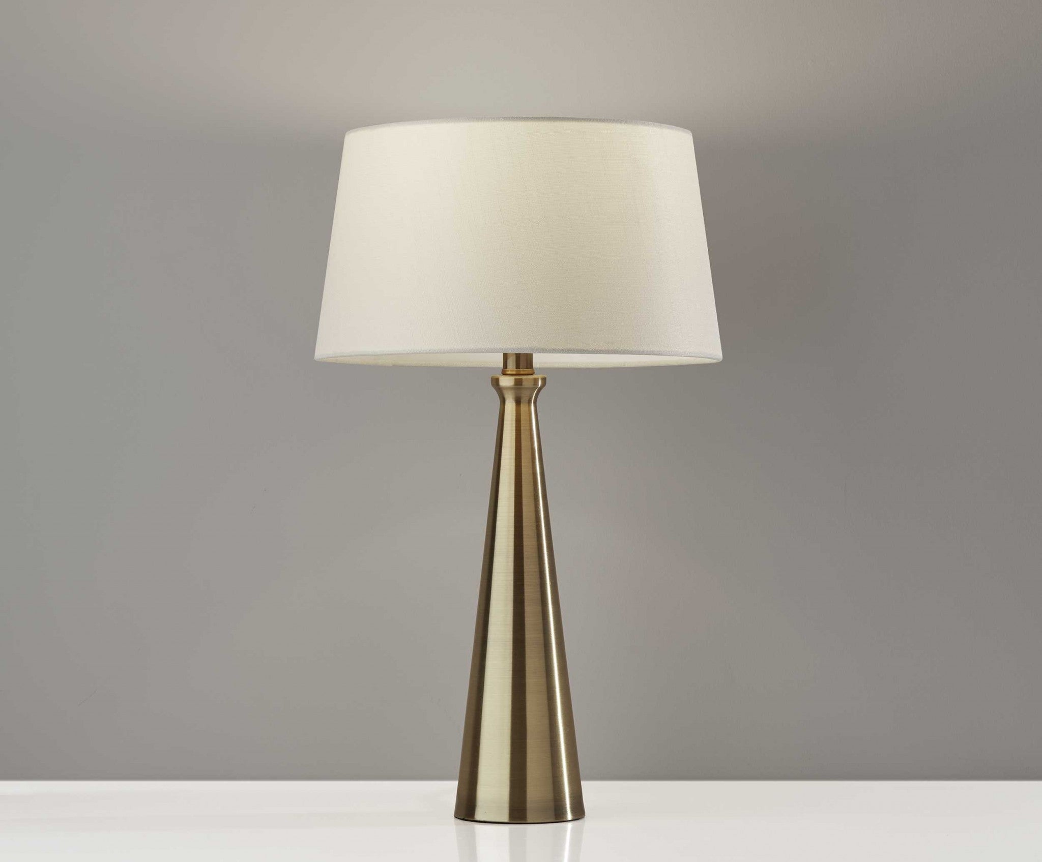 Set-Of-2-Contemporary-Tapered-Brass-Metal-Table-Lamps-Table-Lamps