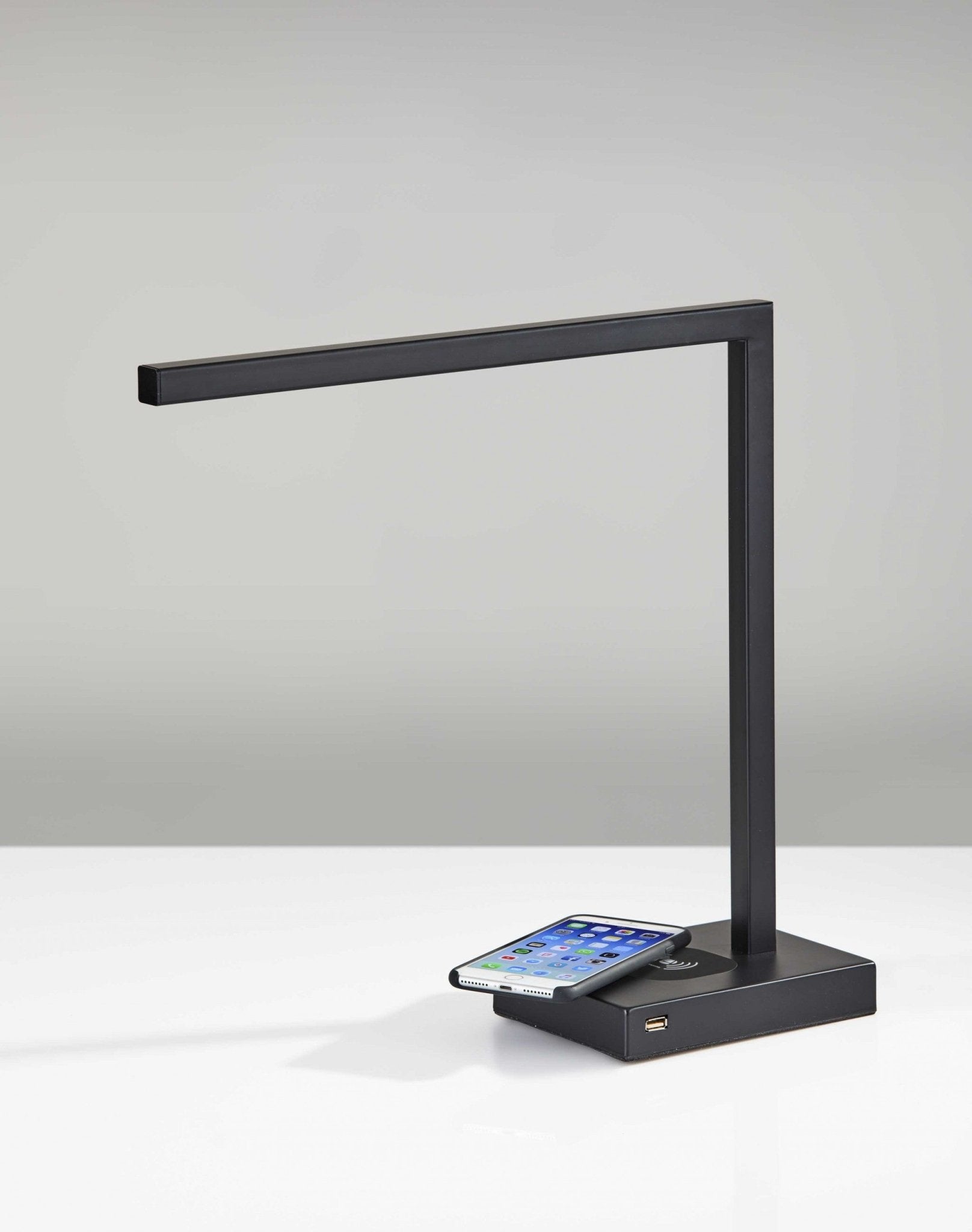 Slender-Bar-Black-Metal-Led-Charging-Desk-Light-Table-Lamps