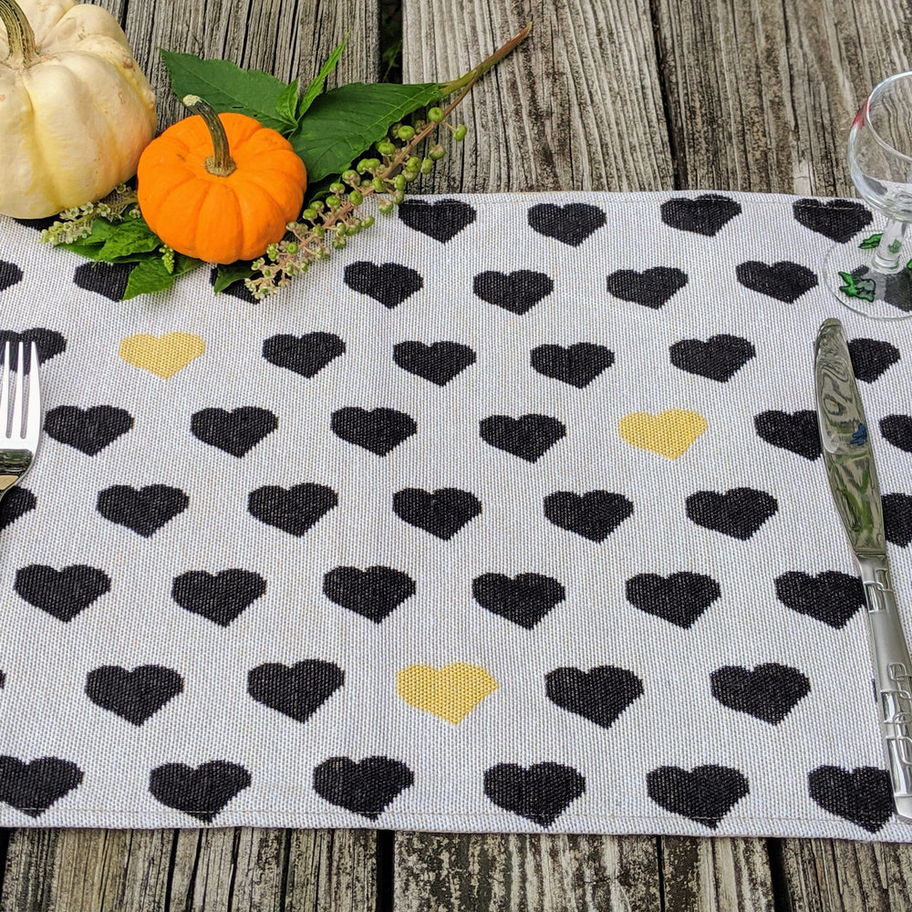 DaDa Bedding Set of 4-Pieces Valentine's day Yellow & Black Hearts Tapestry Dining Table Placemats 13” x 19” (18113)