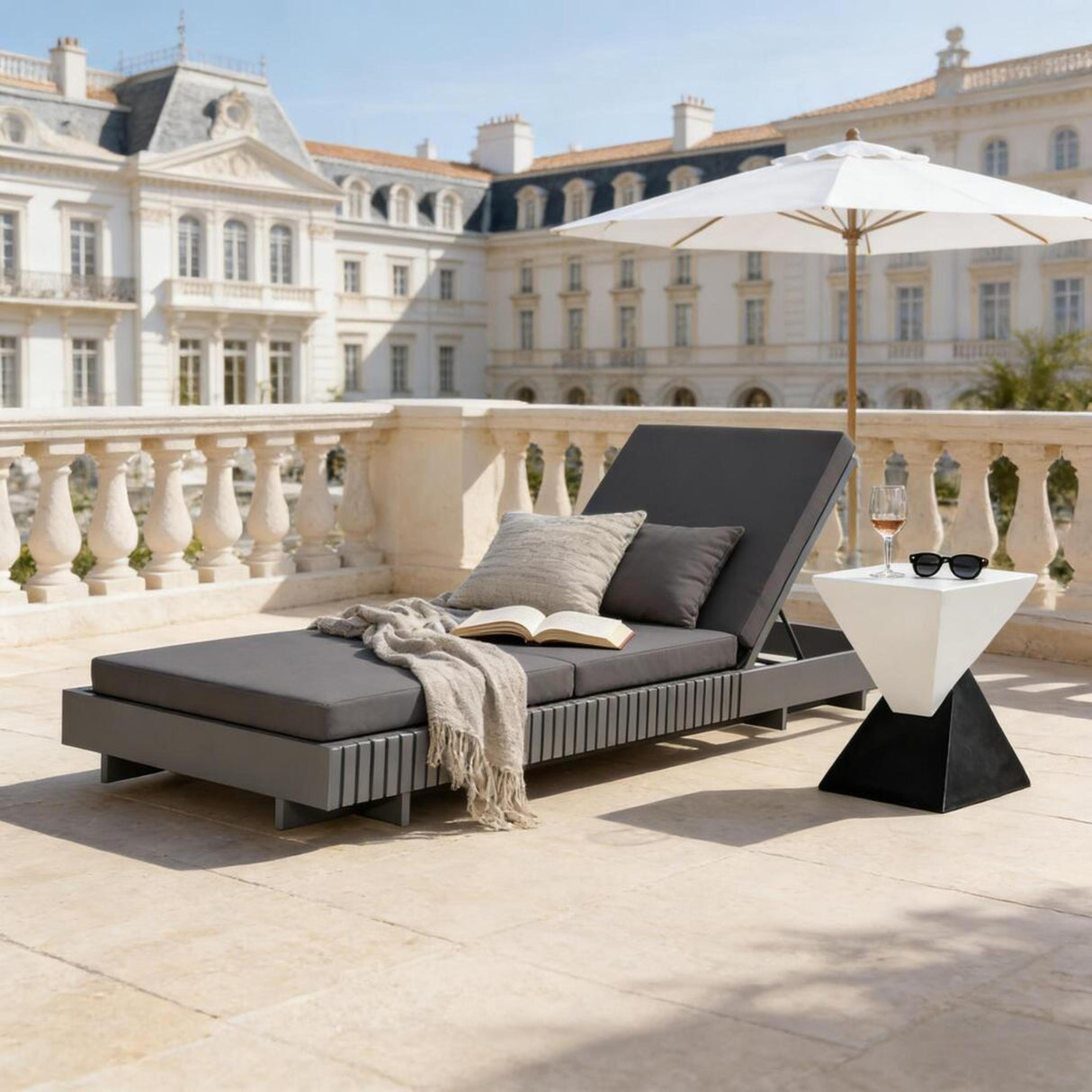 Dark Acacia Wood Chaise Lounge