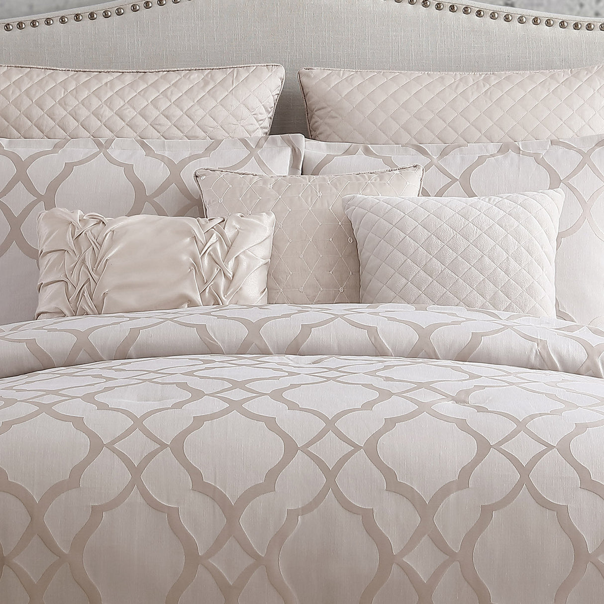 Tinley White and Silver Jacquard Comforter Ensemble