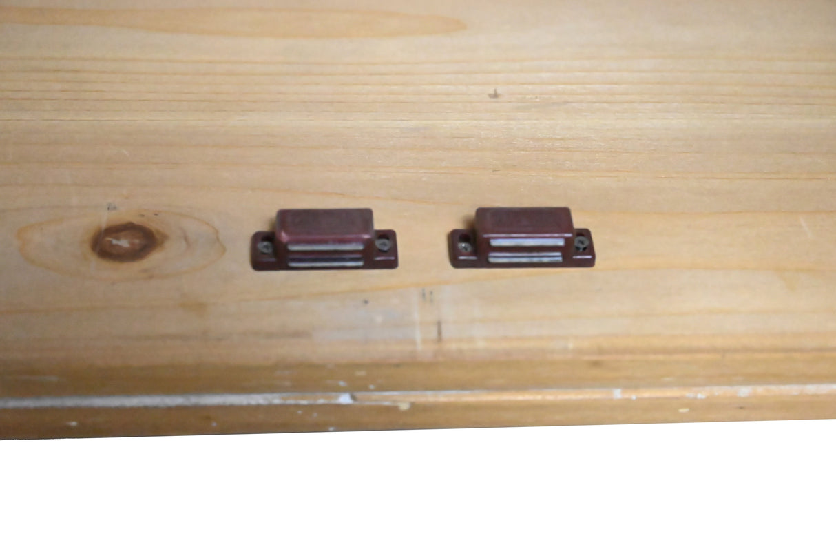 Hollow-Carved Accent Cabinenet