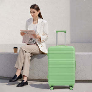 HIFINE Tourist 3-Piece Spinner Wheel Luggage Set in Green