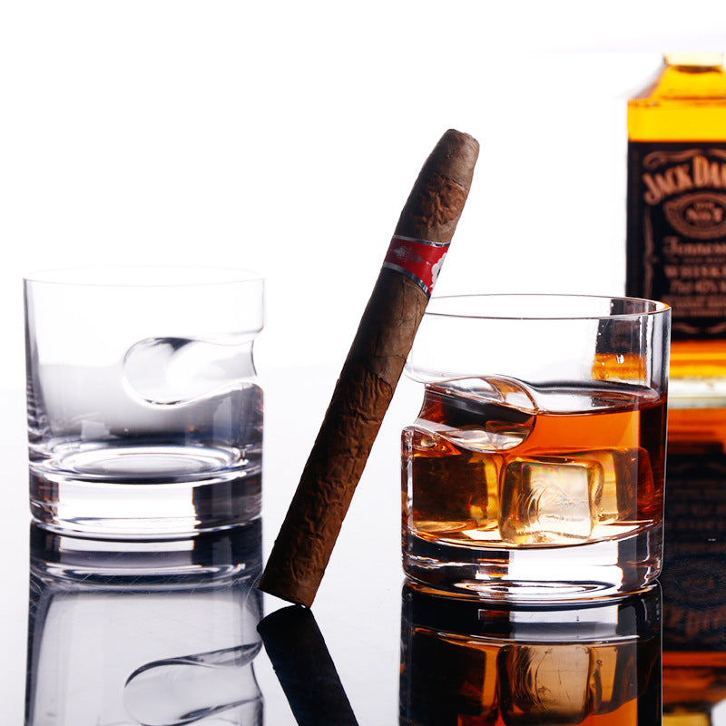 2-Pack Whiskey Glass with Built-in Cigar Rest and Cigar Cutter