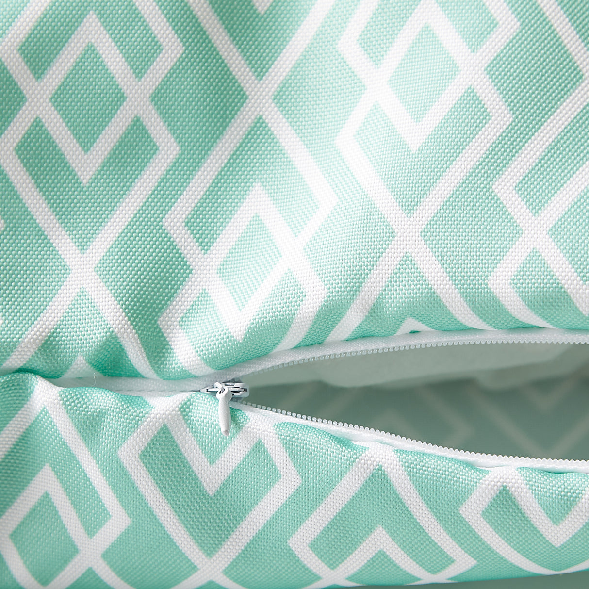 DII Outdoor Pillow Covers, 18x18", Set/2, Aqua Diamond