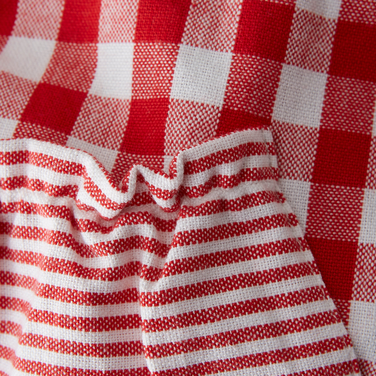 DII Red/White Gingham Apron