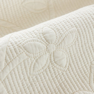 Floral Cotton Quilted Sofa Cover, Non-Slip Couch Protector with Scalloped Edges
