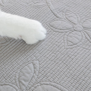 Floral Cotton Quilted Sofa Cover, Non-Slip Couch Protector with Scalloped Edges