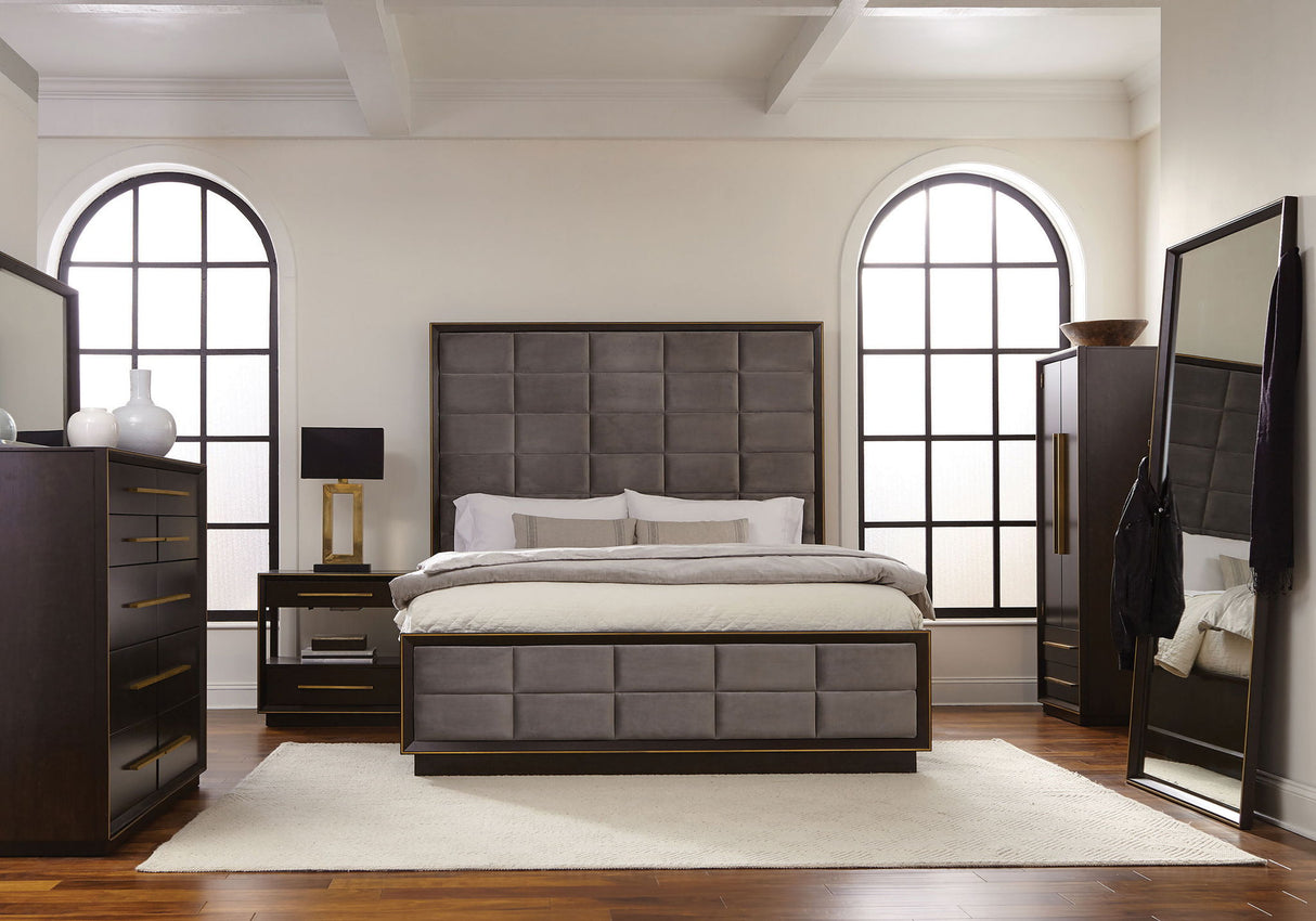 Durango 77-inch Queen Panel Bed Smoked Peppercorn